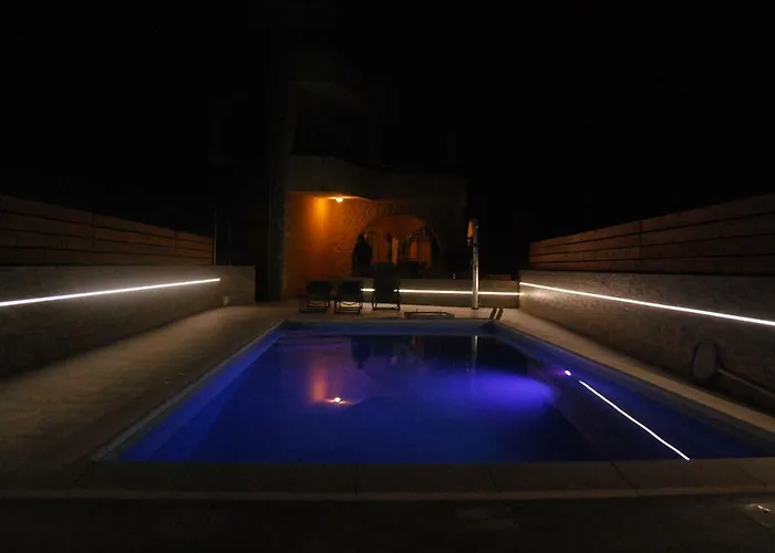 Ankica דירה שיבניק